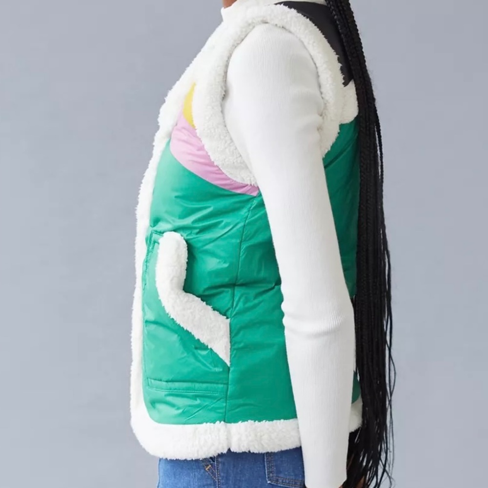 BDG Urban Outfitters NWOT Nylon Sherpa Vest (L) - Picture 6 of 14